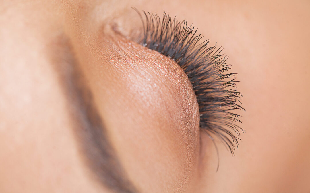 Understanding the Stages of Eyelash Growth: 6 Steps for Healthier Lashes