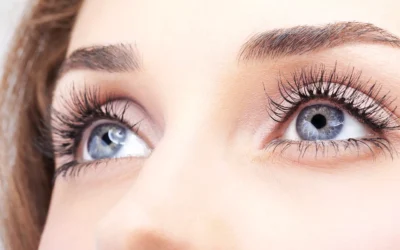 Your Complete Guide to Achieving Longer, Fuller Lashes Naturally